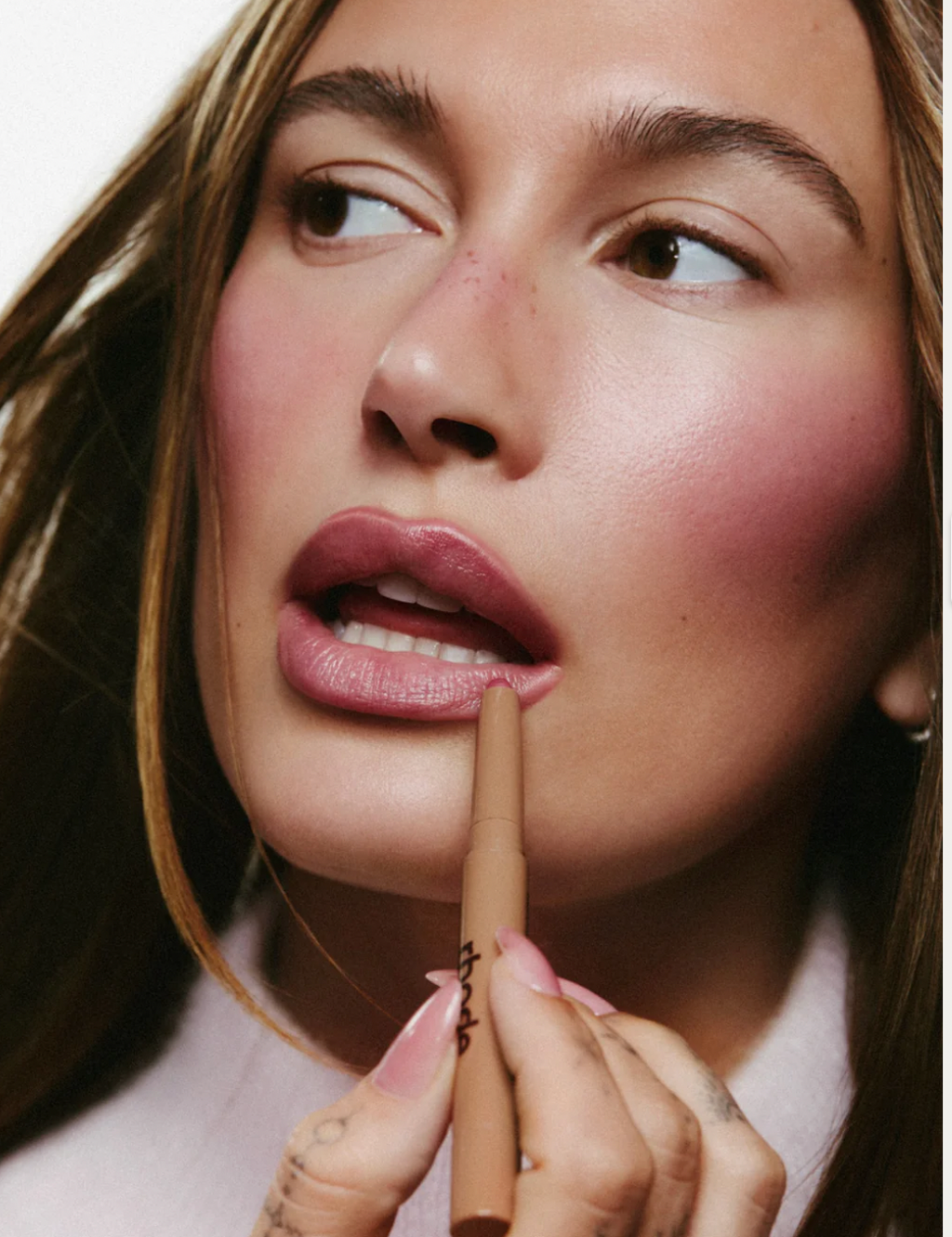 Rhode peptide lip shape